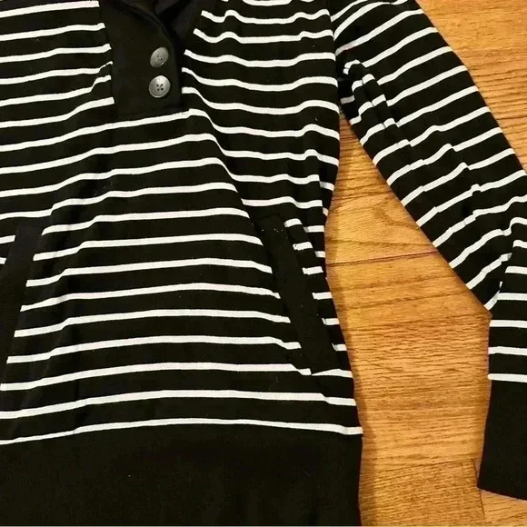 Banana Republic Black White Striped Shirt Women S - Picture 6 of 9